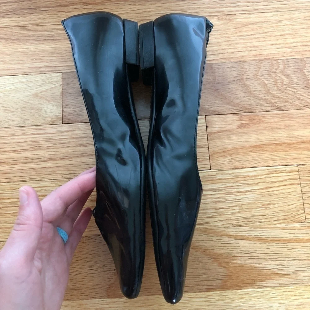 Neiman Marcus Flats Black Leather Pointed Toe 7.5 - Picture 5 of 9